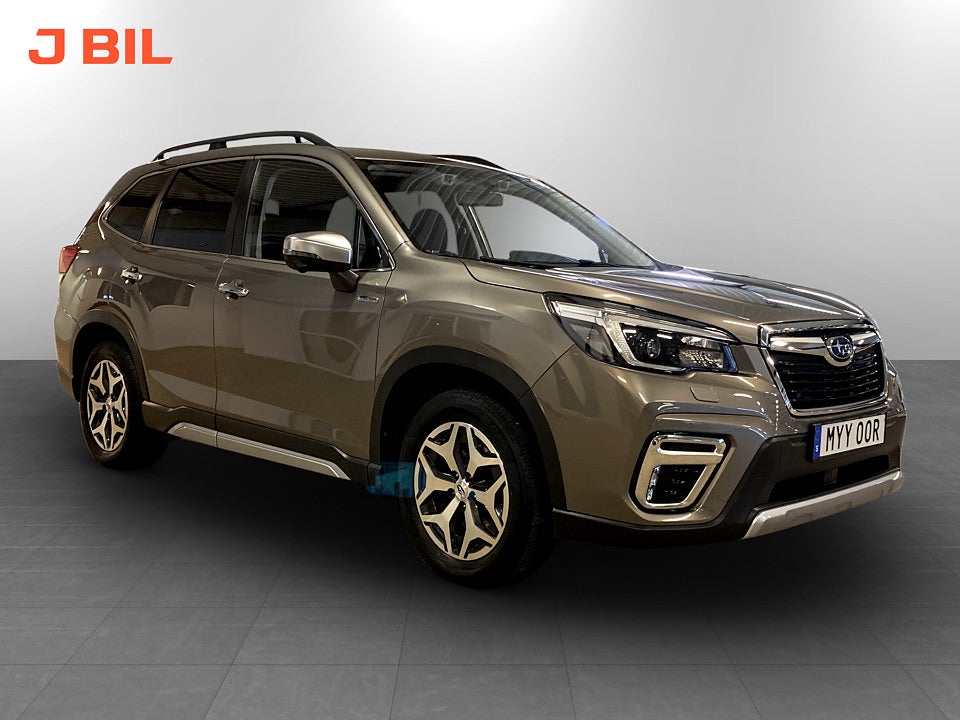 Subaru Forester Active e-Boxer 150hk Aut 4WD B-KAMERA CARPLAY
