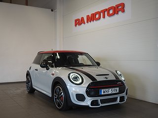 Halvkombi MINI John Cooper Works 1 av 24