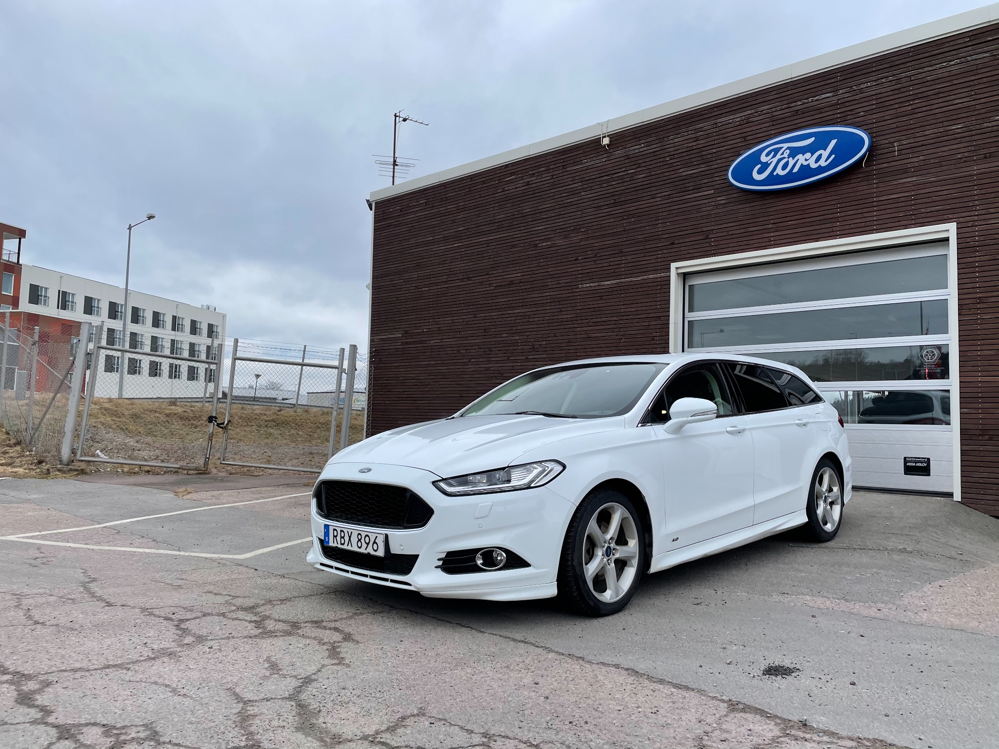 Ford Mondeo