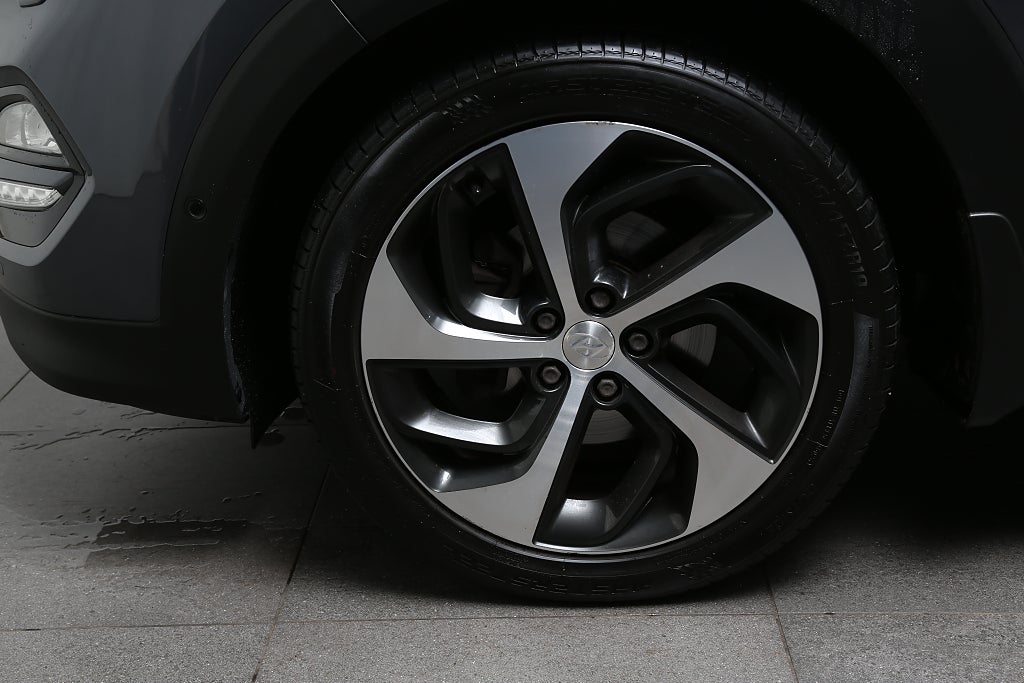 Hyundai Tucson 1,6 T-GDI 177hk  Premium AWD Aut Navi Skinn Pano Drag 2016