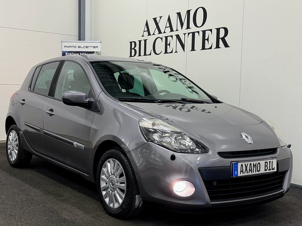 Renault Clio 1.2 75Hk Authentique Nybesiktad *Kamrem bytt* 450kr/mån