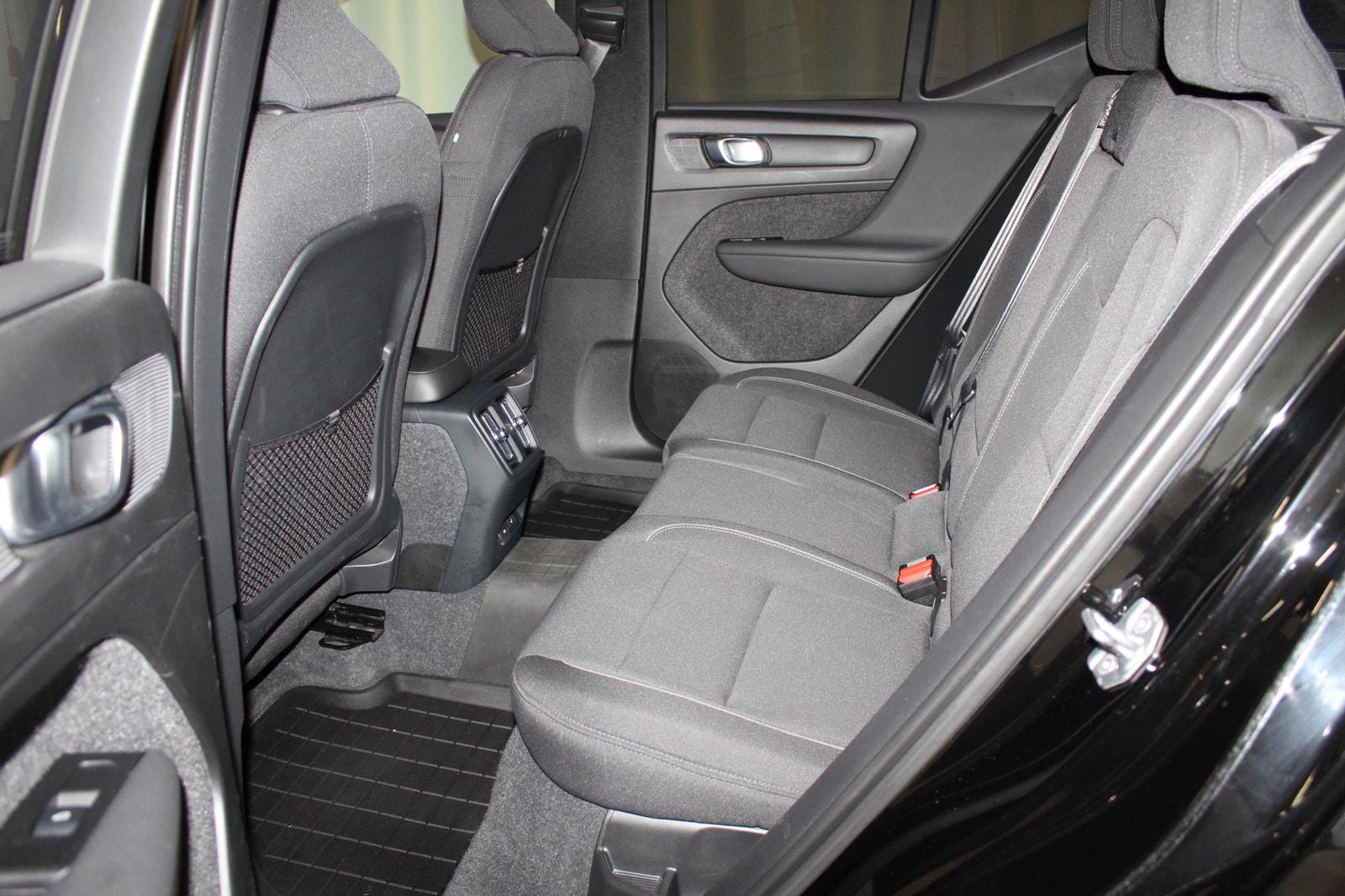 Volvo XC40 P8 Recharge Twin Pro, Panorama, 360 kam, Värmepump 2022 - miniatyr 24