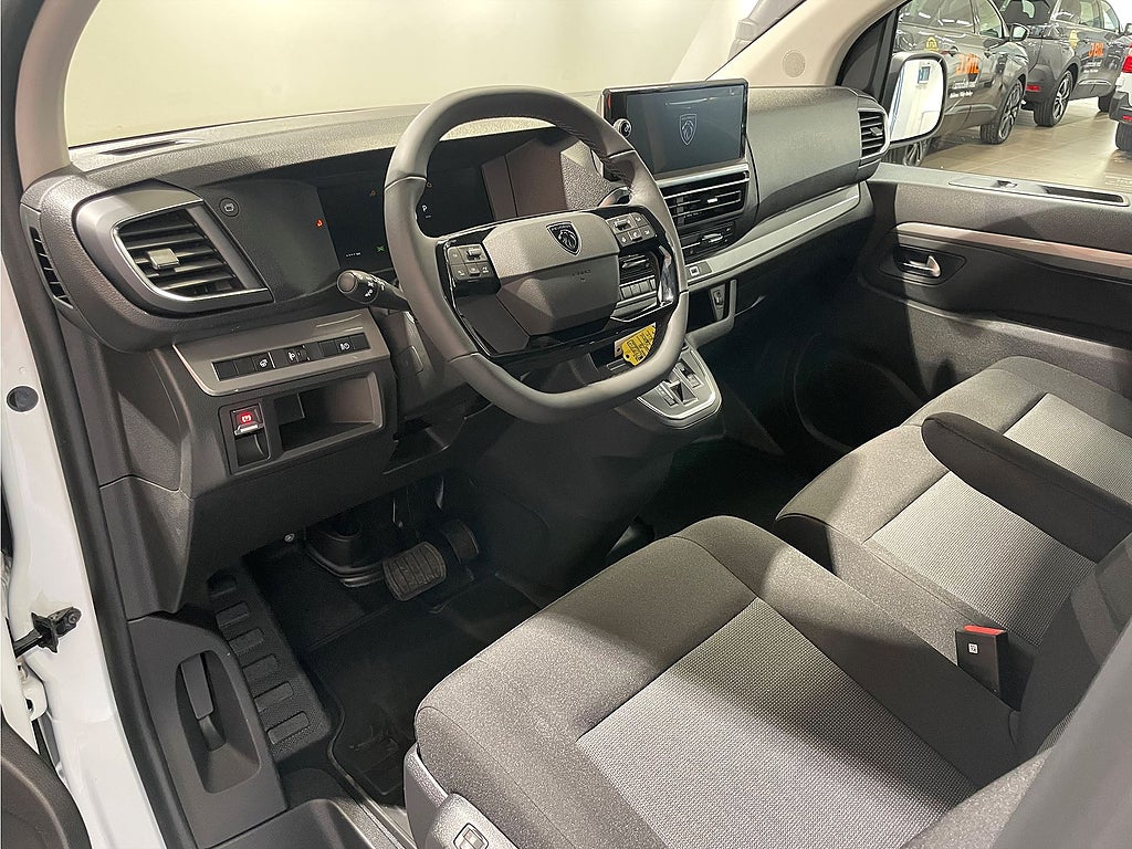 Bild på Peugeot Expert Plus BlueHDi 145hk L2