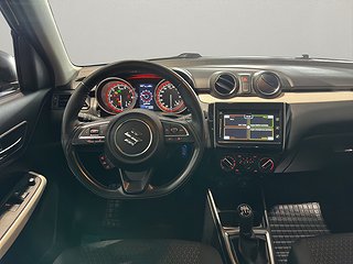 Halvkombi Suzuki Swift 7 av 11