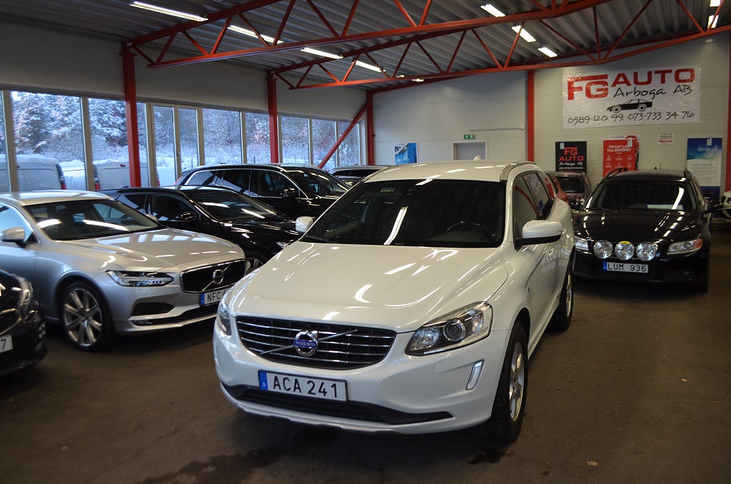 Volvo XC60 D4 AWD Ocean Race 181 hk VOC Drag