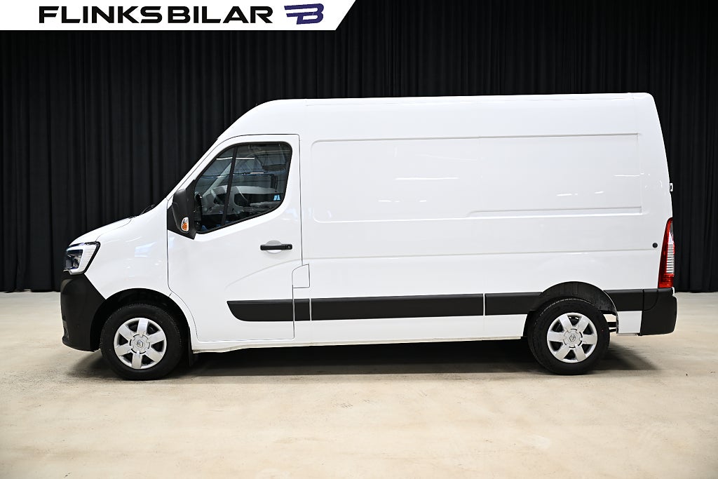 Renault master 180HK Automat|Inredd|Drag|Värmare|GPS|Backkamera|Moms