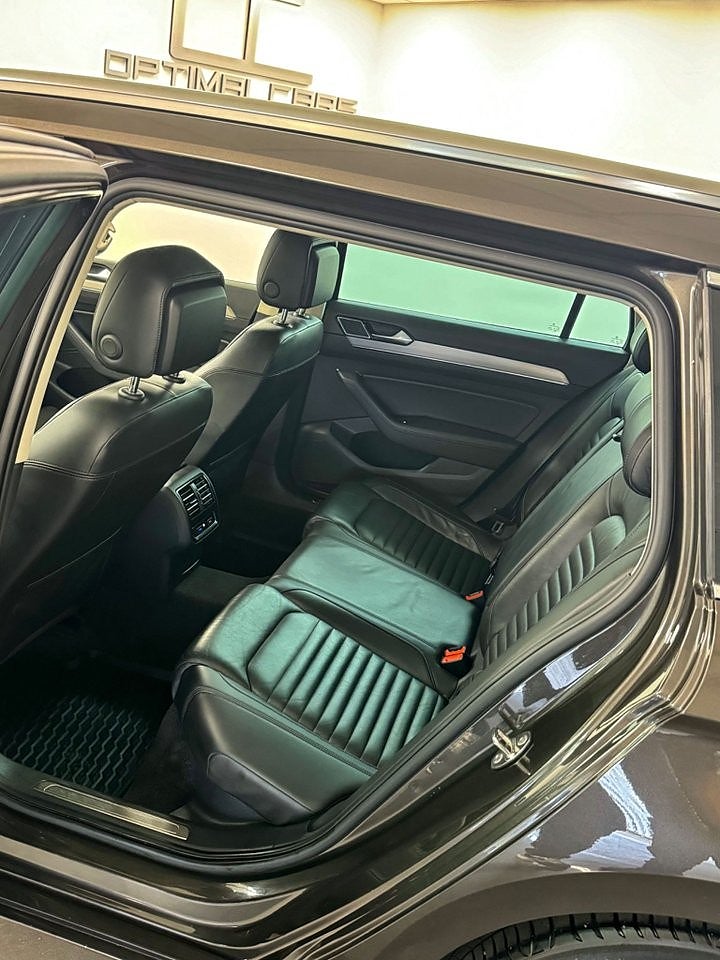 Volkswagen Passat 2016 - miniatyr 15