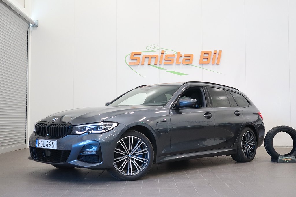 BMW 330e xDrive Touring M Sport PANO LÄDER DRAG 360 H/K MOMS 292hk