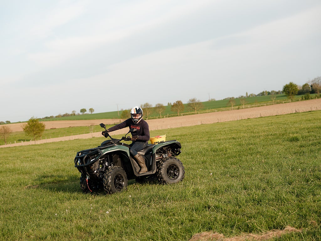 Can-Am Outlander Pro HD 7 ABS Plog på köpet!  *Lagermaskin* 