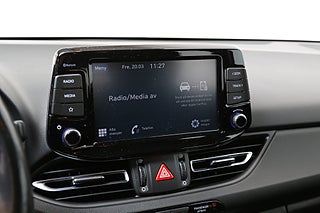 Halvkombi Hyundai i30 19 av 27