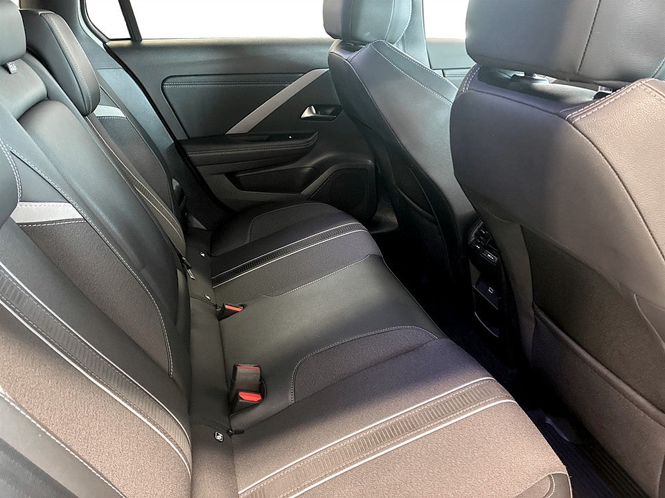 Bild på Opel Astra ST GS 1.2 PT 130hk Aut 360-KAMERA KEYLESS RATTVÄRME