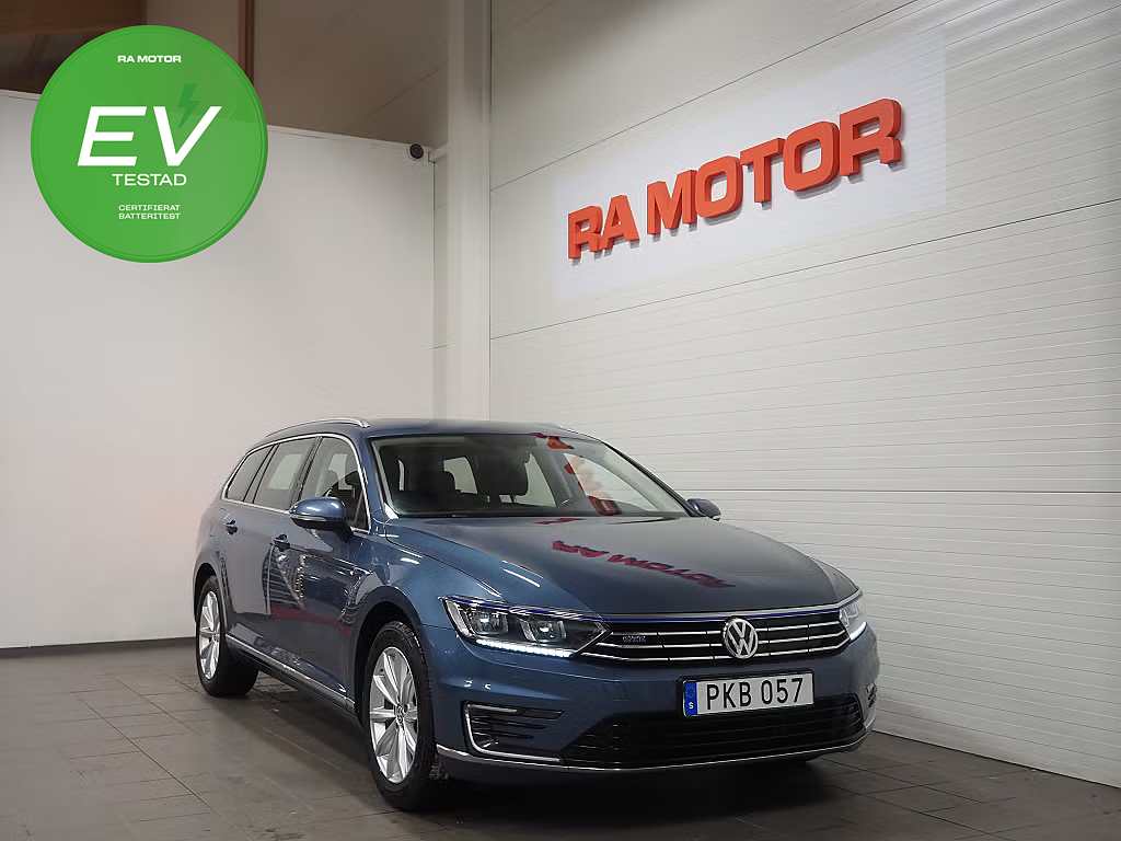 Volkswagen Passat SC GTE 1.4 TSI Plug-in Dragkrok Kamera 2017