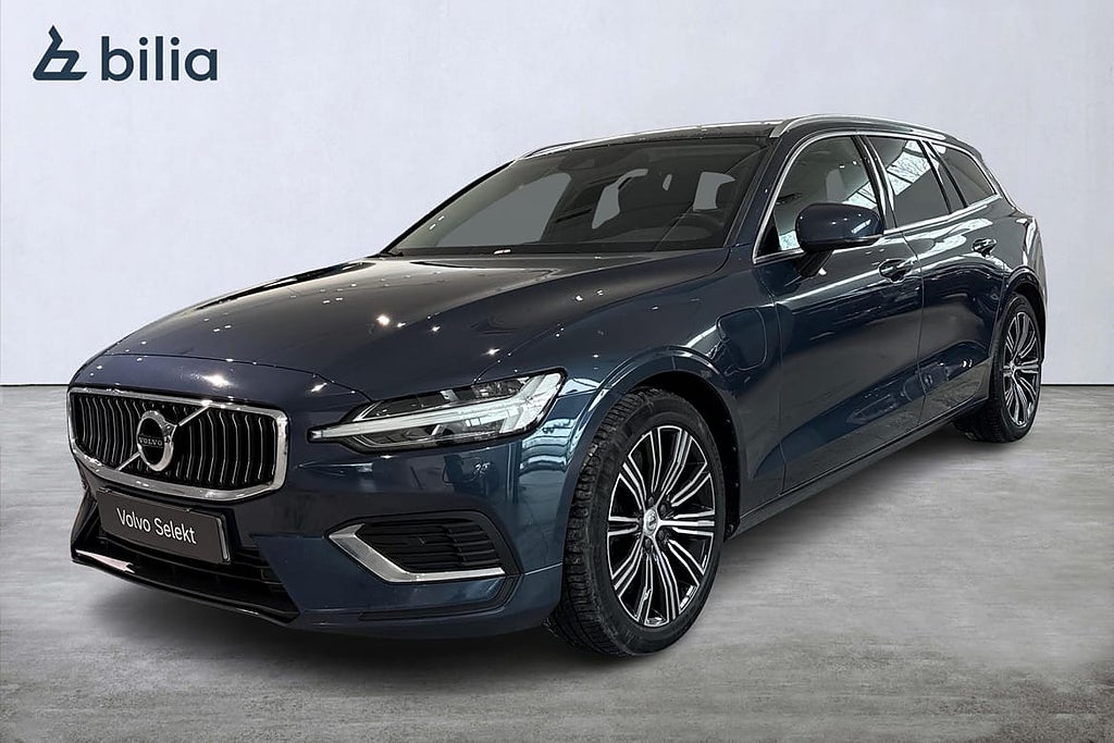 Volvo V60 Recharge T6 Inscription Expression / Tonade rutor / Rattvärme / 