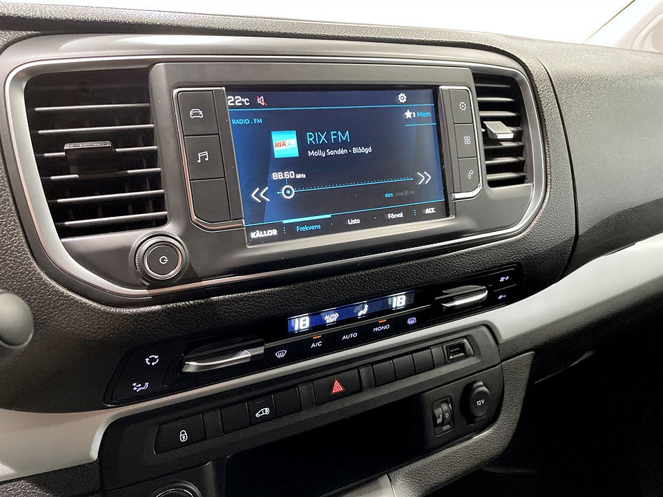 Bild på Peugeot Expert PRO+ 2.0 BHDi 180hk Aut L3 KAMPANJRÄNTA 3,99%