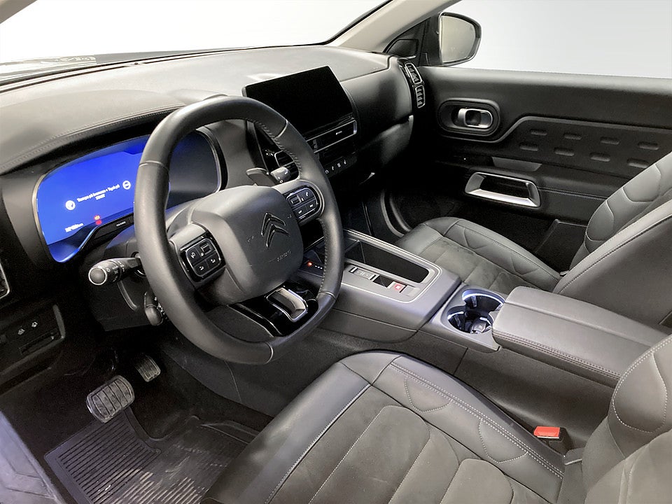 Bild på Citroën C5 Aircross Shine 1.2 PT Aut EL-BAKLUCKA 130hk