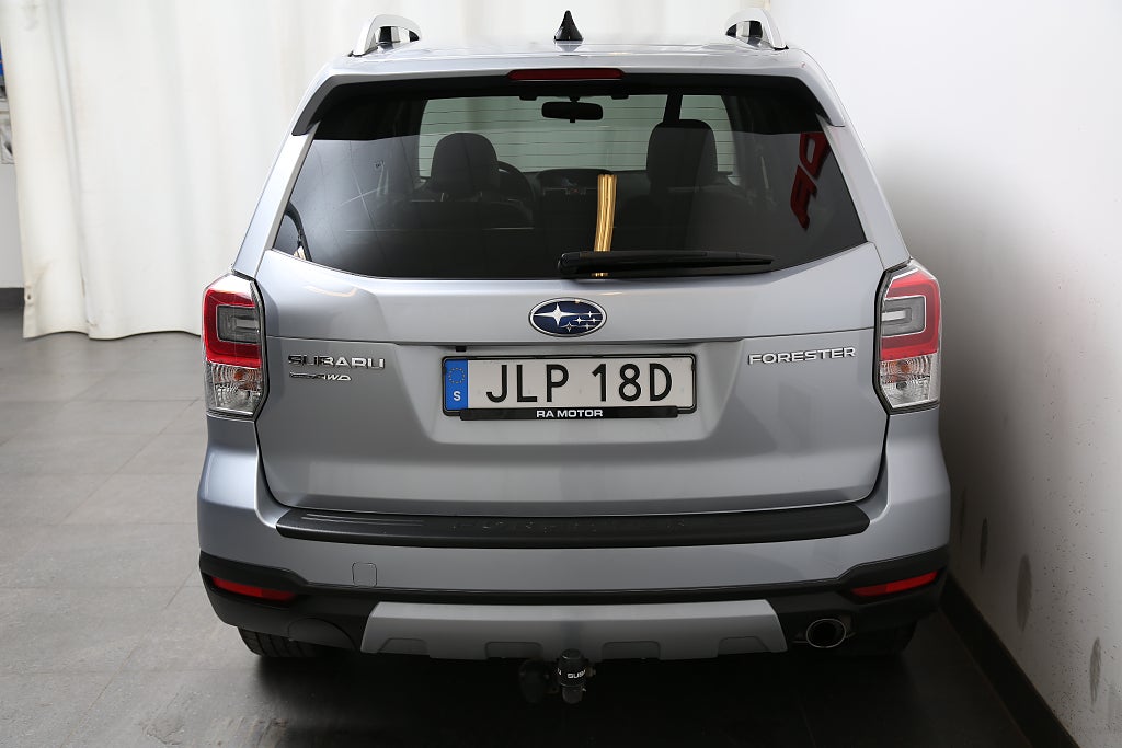 Subaru Forester 2,0i 150hk XE AWD Aut Skinn Extraljus Dragkrok 2019