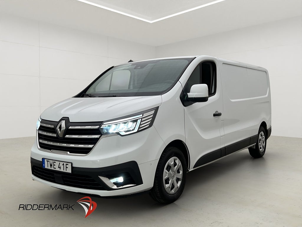 Renault trafic L2 150hk Värm LED Drag B-Kamera CARPLAY MOMS