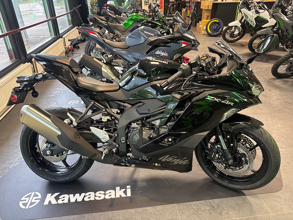Kawasaki Ninja ZX-4R 