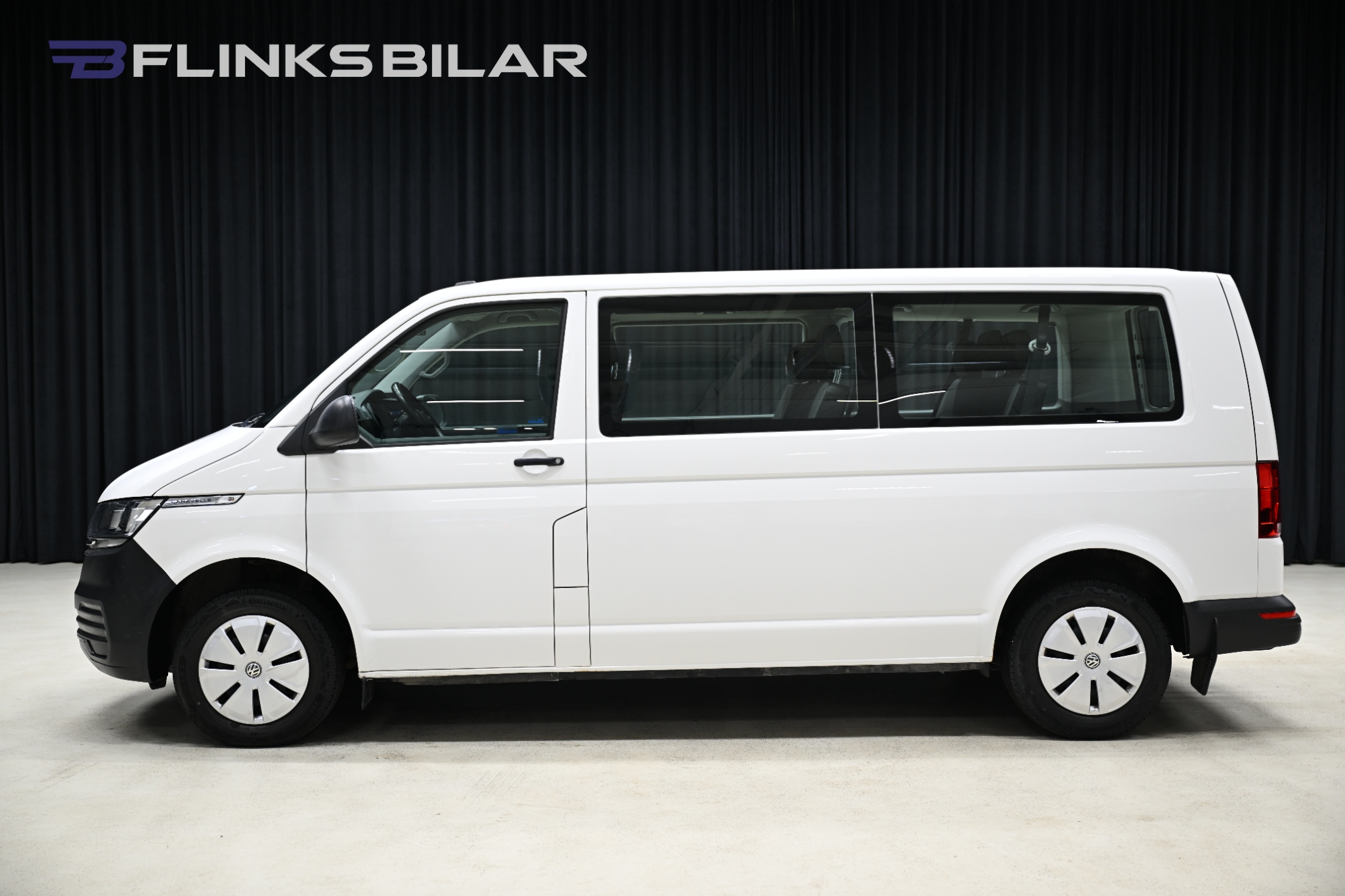 Volkswagen Caravelle DSG 150HK L2 2021, photo 2/10