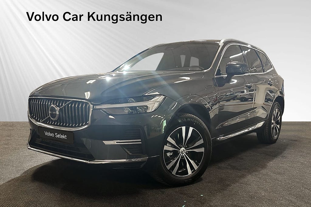 Volvo XC60 T6 Core Edition H/K PANORAMA (SELEKT)