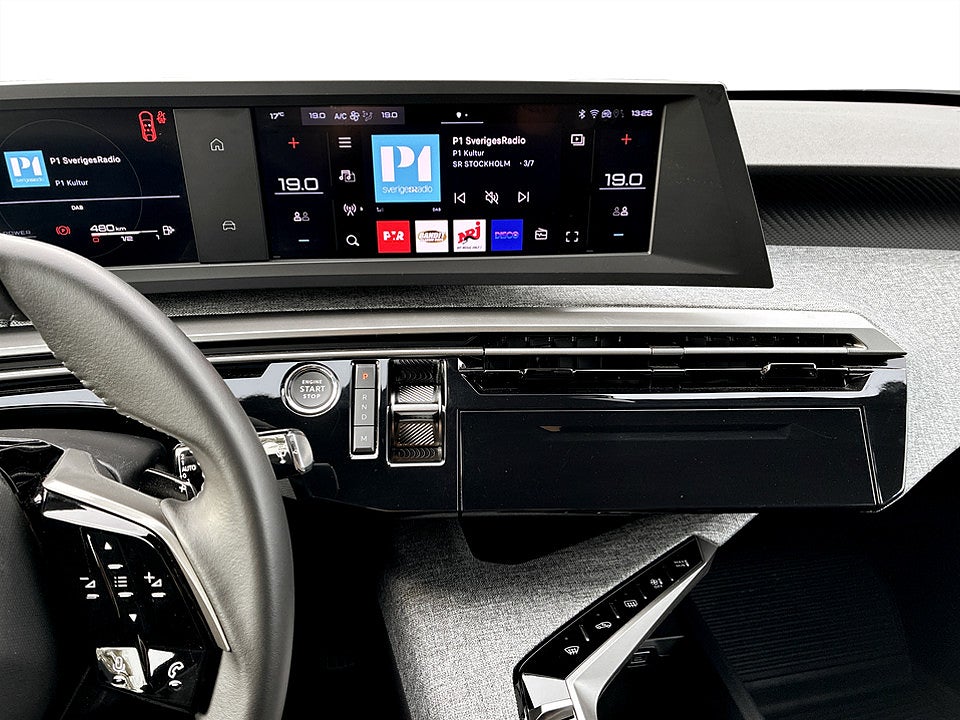 Bild på Peugeot 3008 Allure Hybrid 145hk Aut B-KAMERA CARPLAY