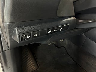 Toyota Corolla Hybrid e-CVTStyle S&V-Hjul/Kamera/Adfarthållare/Carplay – bild 17