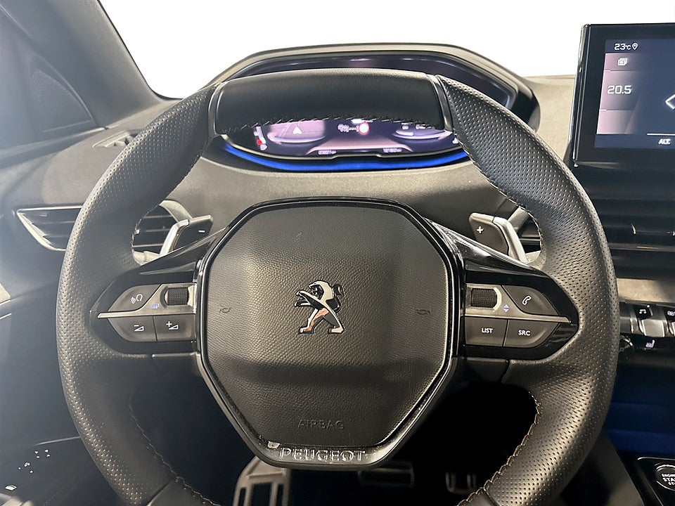 Bild på Peugeot 5008 GT 1.2 PT 130hk Aut 7-SITS B-KAMERA