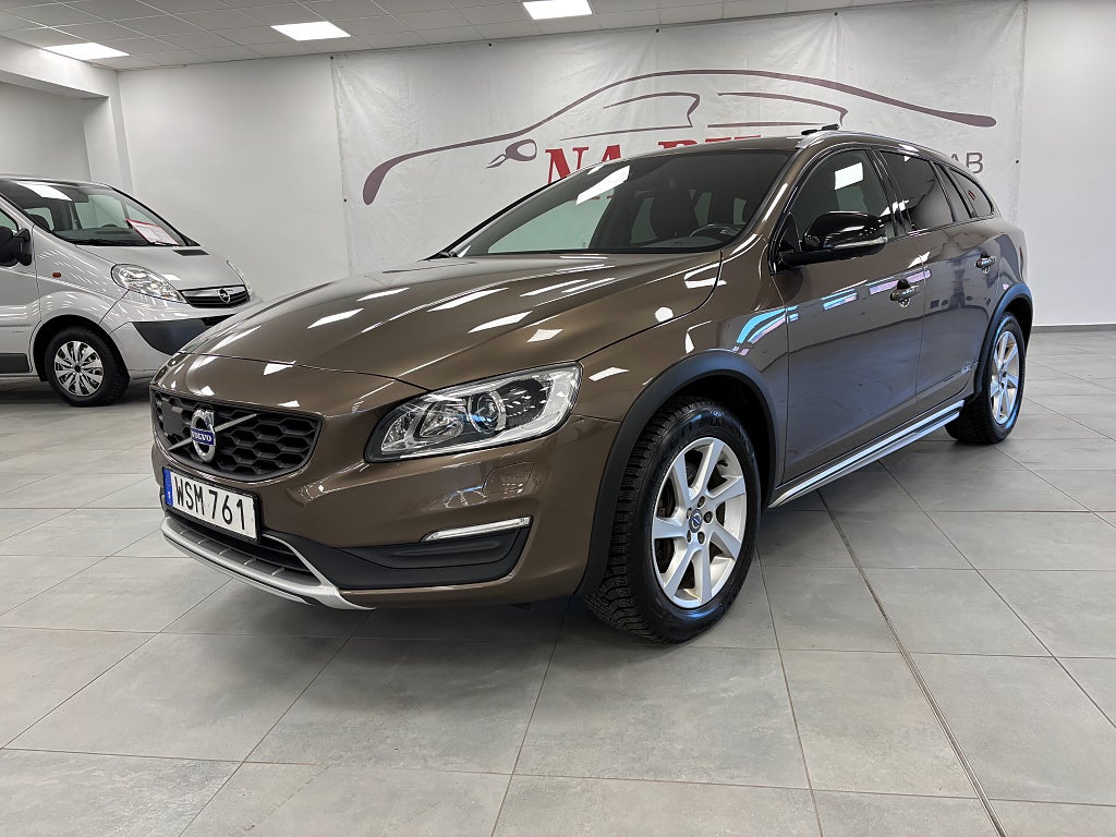 Volvo V60 Cross Country D4 Geartronic, 190hk Momentum