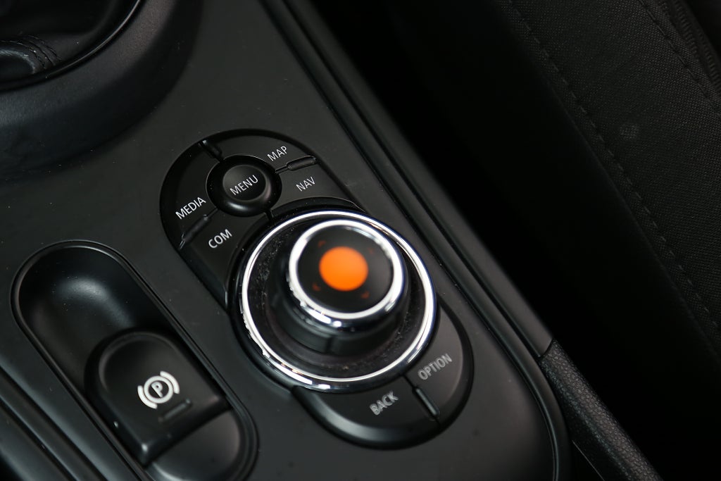 MINI Countryman Cooper SE ALL4 Salt II Aut Plug-In H/K Navi Kamera