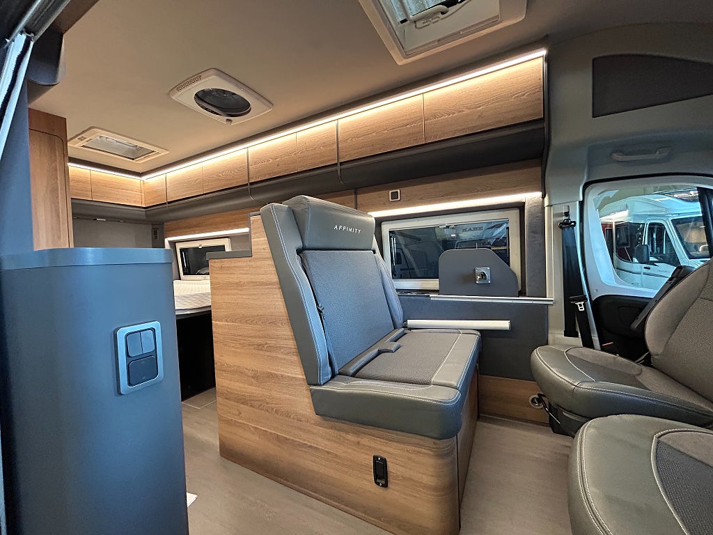 Kabe Affinity One / Komfort pkt / 3 sovplatser / 3500kg  - Kabe