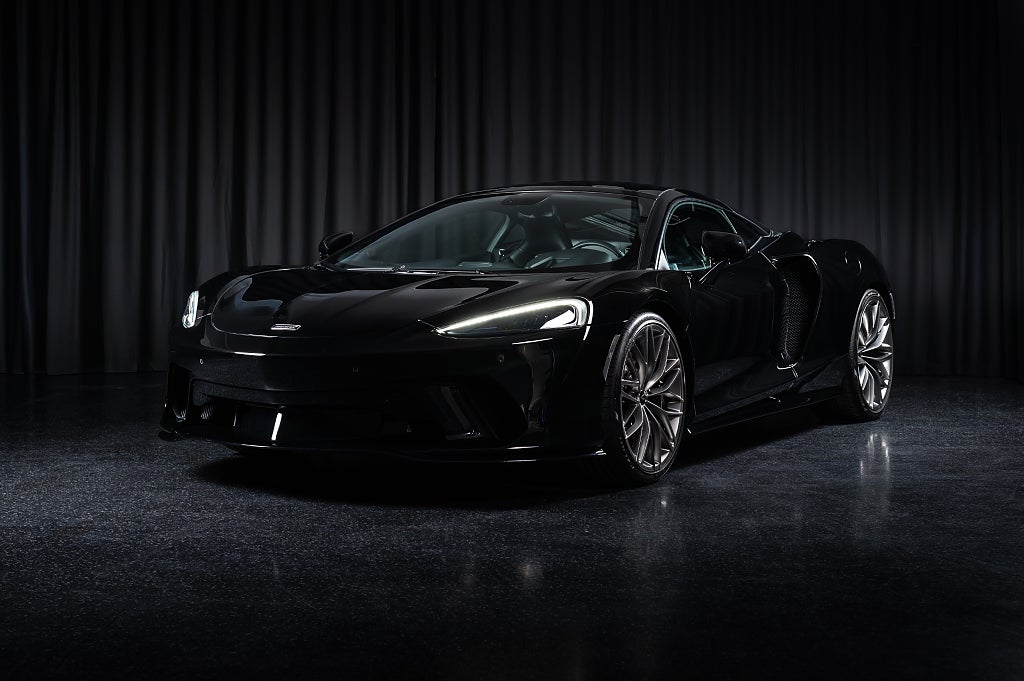 McLaren GT