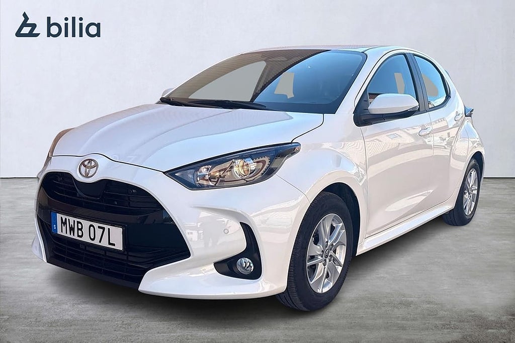 Toyota Yaris 1,5 HYBRID 115 5D ACTIVE KOMFORTPAKET OCH P-...