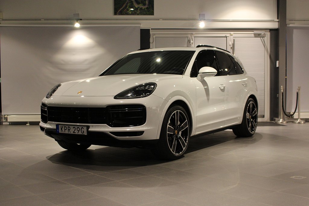 Porsche Cayenne Turbo 550hk Panorama Värmare Drag