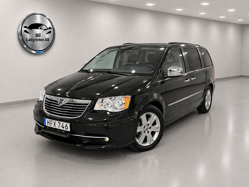 Lancia Voyager 7 Sitsig 2.8 LX Euro 5