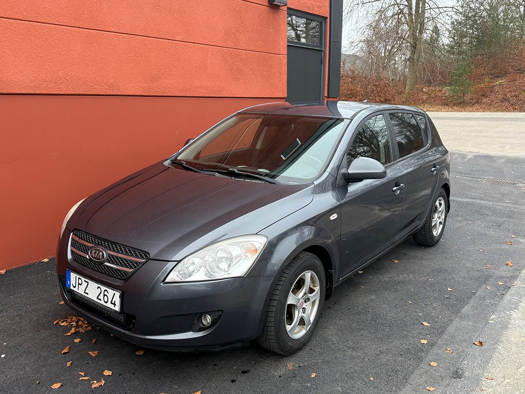 Kia CEED cee'd 1.6 CRDi ECO/P-Sensor /AUX /Kamkedja/ 0%RÄNTA