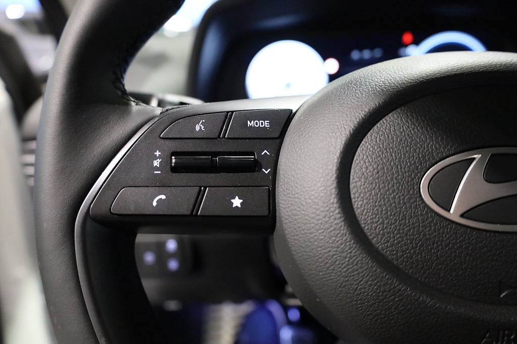 Hyundai Bayon 1.2 MPi Navi Kamera CarPlay Leasbar 2025