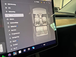 Tesla Model Y Performance S&V-Hjul/Drag/Pano/Backkam/Värmepump/MOMS – bild 20