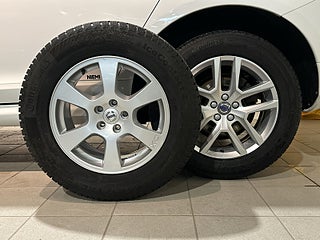 Volvo XC60 D4 AWD Classic Dvärm Kamera Rattvärme GPS Drag S/V-hjul