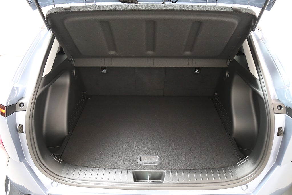 Hyundai Kona Electric Standard Range Essential 48,4 kWh | Moms