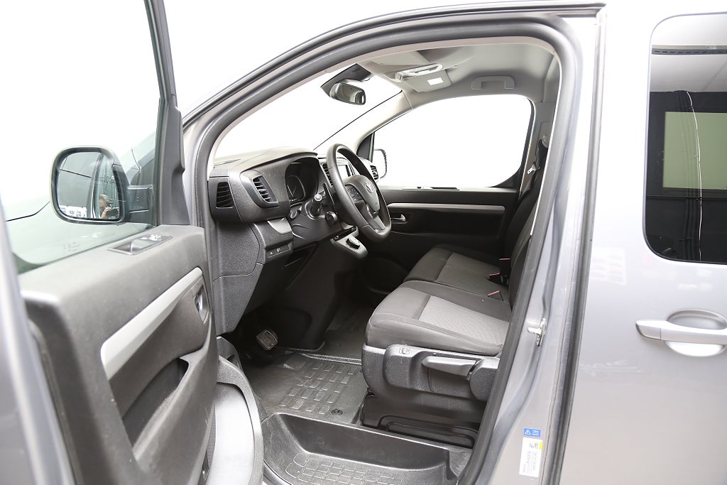 Toyota Proace Verso 2,0 D-4D 177hk Aut 9-sits Värmare Drag Leasbar 2024