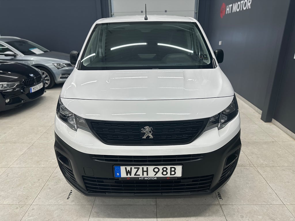 Peugeot Partner Utökad Last 1.5 BlueHDi 100/Drag/Inredning/P-Värmare