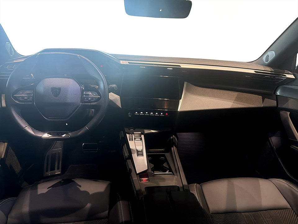 Bild på Peugeot 308 5D GT 1.2 PT 130hk Aut B-KAMERA CARPLAY