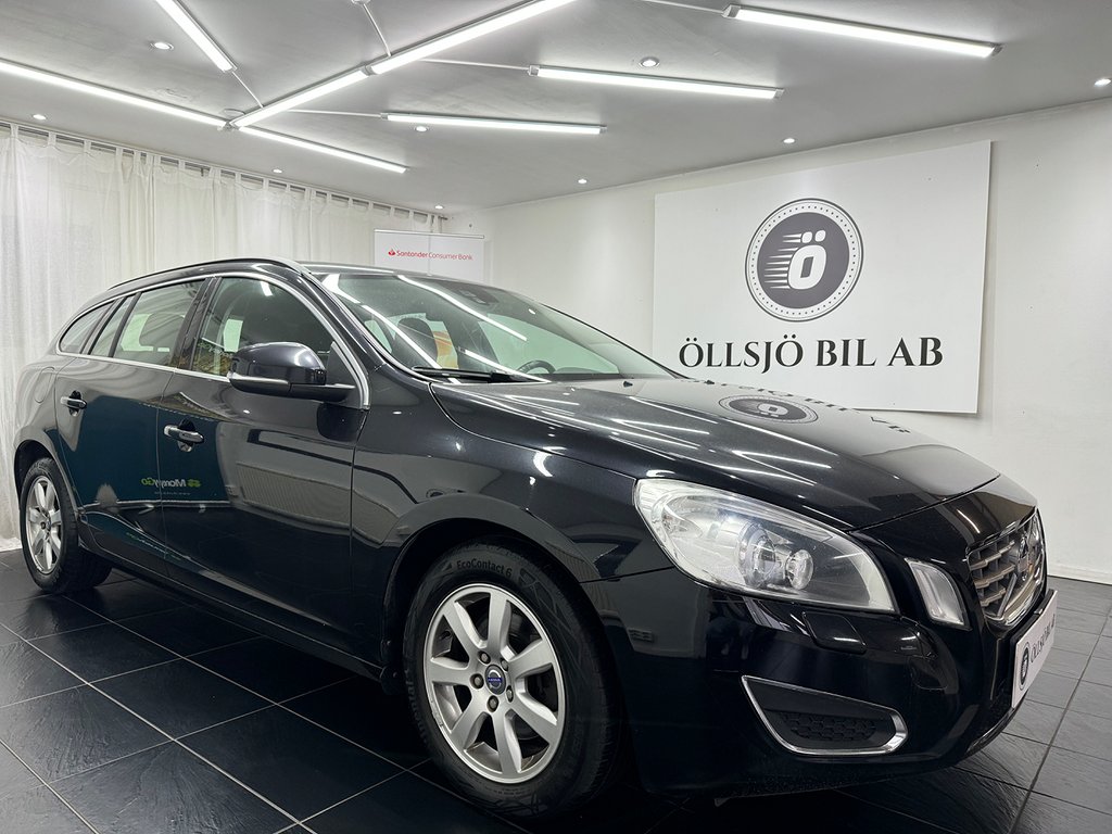 Volvo V60 T4F Powershift Momentum 