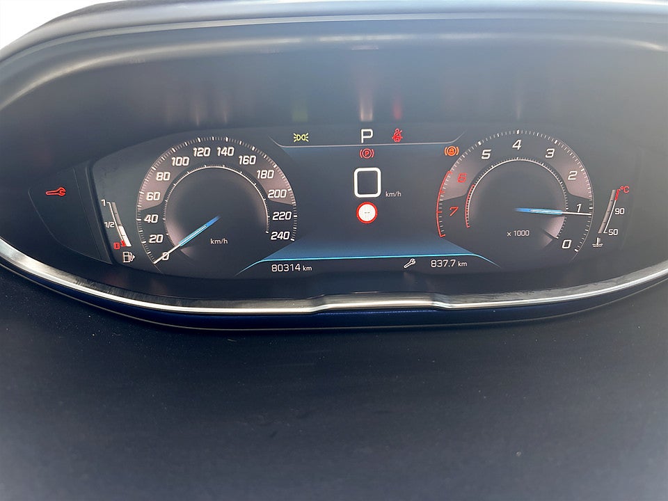 Bild på Peugeot 3008 Active Pack 1.2 PT 130hk Aut P-SENSORER NAVI