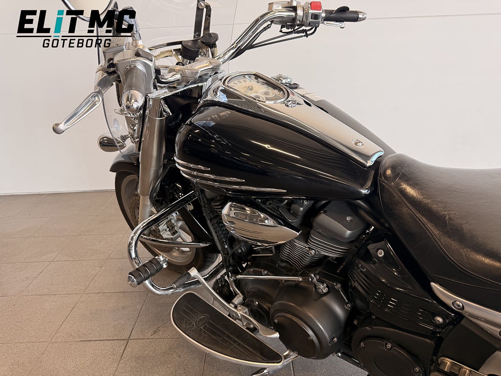 Yamaha XV1900A 2007 - miniatyr 11