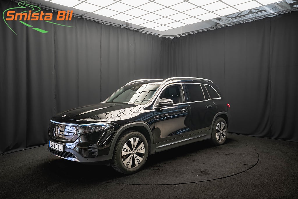 Mercedes-Benz EQB 300 4MATIC KAMERA DISTRONIC+ 1-ÄGARE 95.5% SoH MOMS
