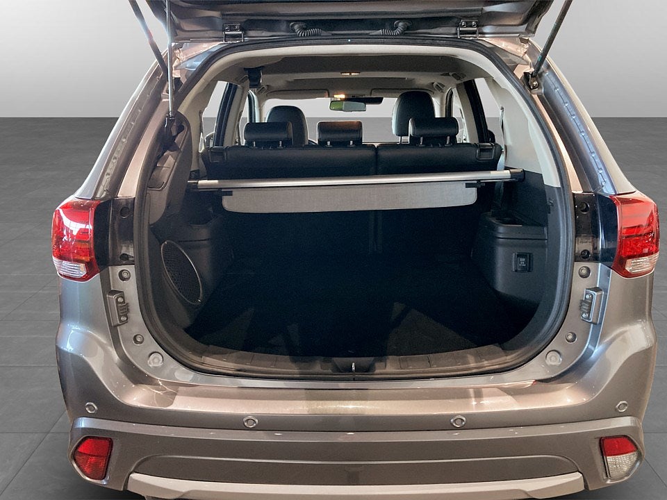 Bild på Mitsubishi Outlander Business PHEV 203hk Aut AWD - B-KAMERA,DRAG,ELSTOL