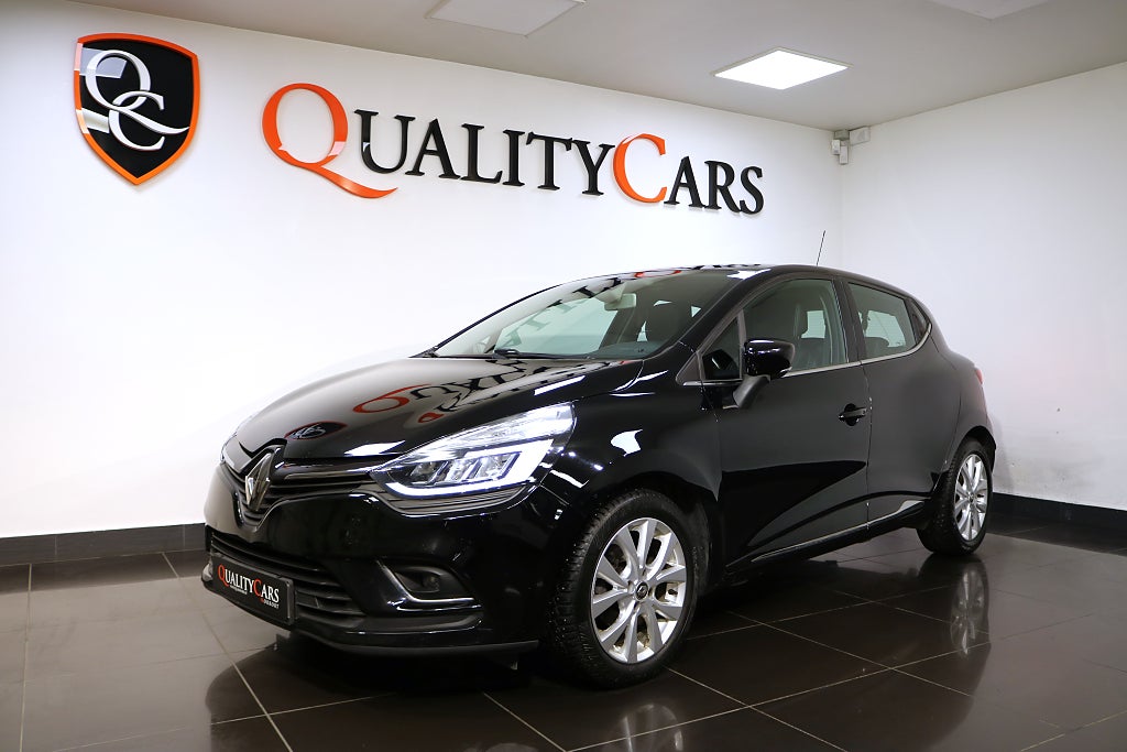 Renault Clio 0.9 TCe 90hk  Bluetooth /Navi / Svenskåld / Ny bes