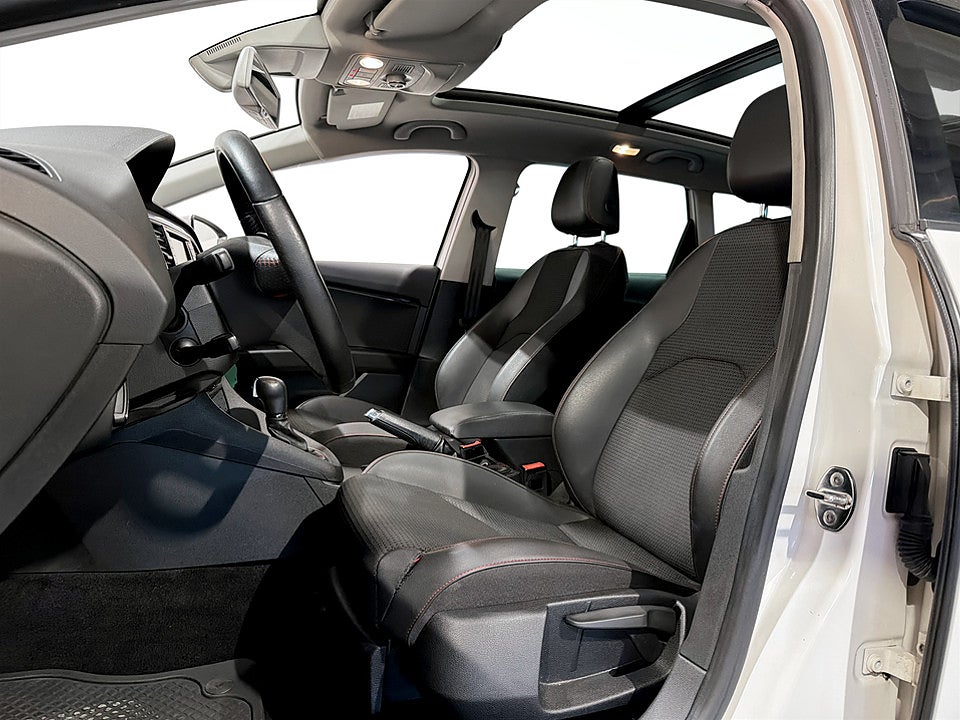 Bild på Seat Leon ST FR 2.0 TDI 184hk Aut DRAG P-SENSORER