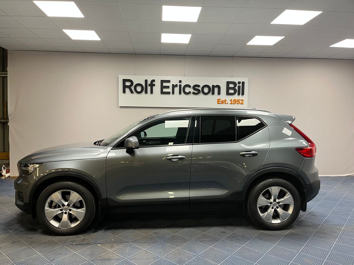 Volvo XC40 D4 AWD Momentum Intro E 2018, bild 2/10